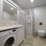 Magdalena - Two Bathrooms, Perfect Center