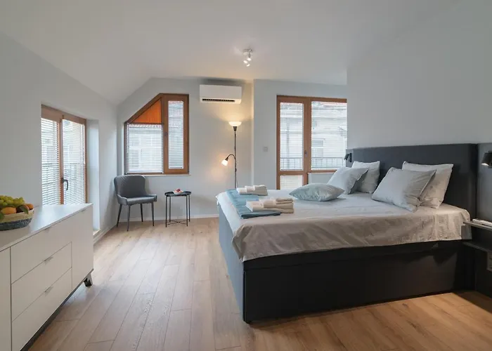 Magdalena - Two Bathrooms, Perfect Center Apartamento