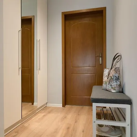 شقة Magdalena - Two Bathrooms, Perfect Center فارنا