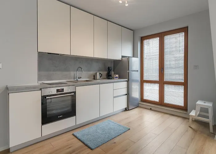 Magdalena - Two Bathrooms, Perfect Center Varna